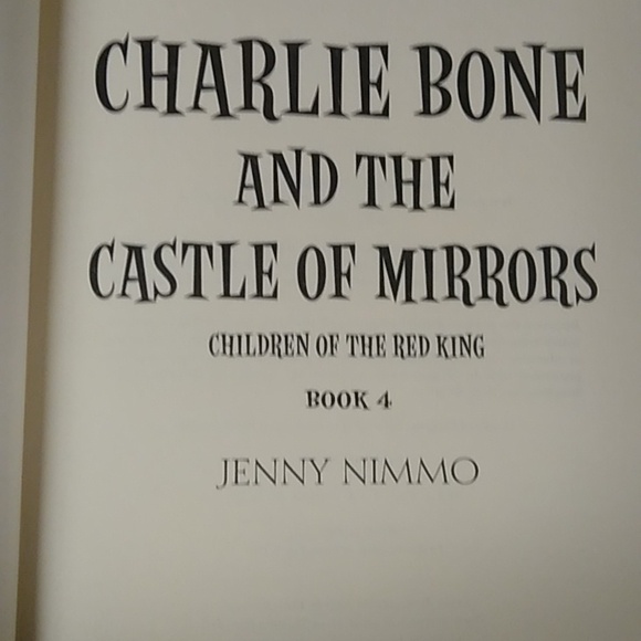 Charlie Bone Castle Mirrors Book 4 Junior Fantasy Fiction Chapter Book - Picture 6 of 9